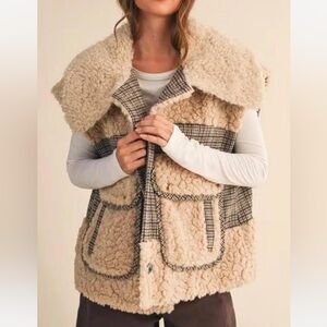 Altar'd State Johanna Cable oversized Vest